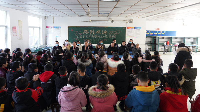 念海消防送溫暖走進(jìn)民樂小學(xué)