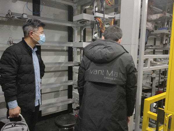 新能源乘用車換電站消防